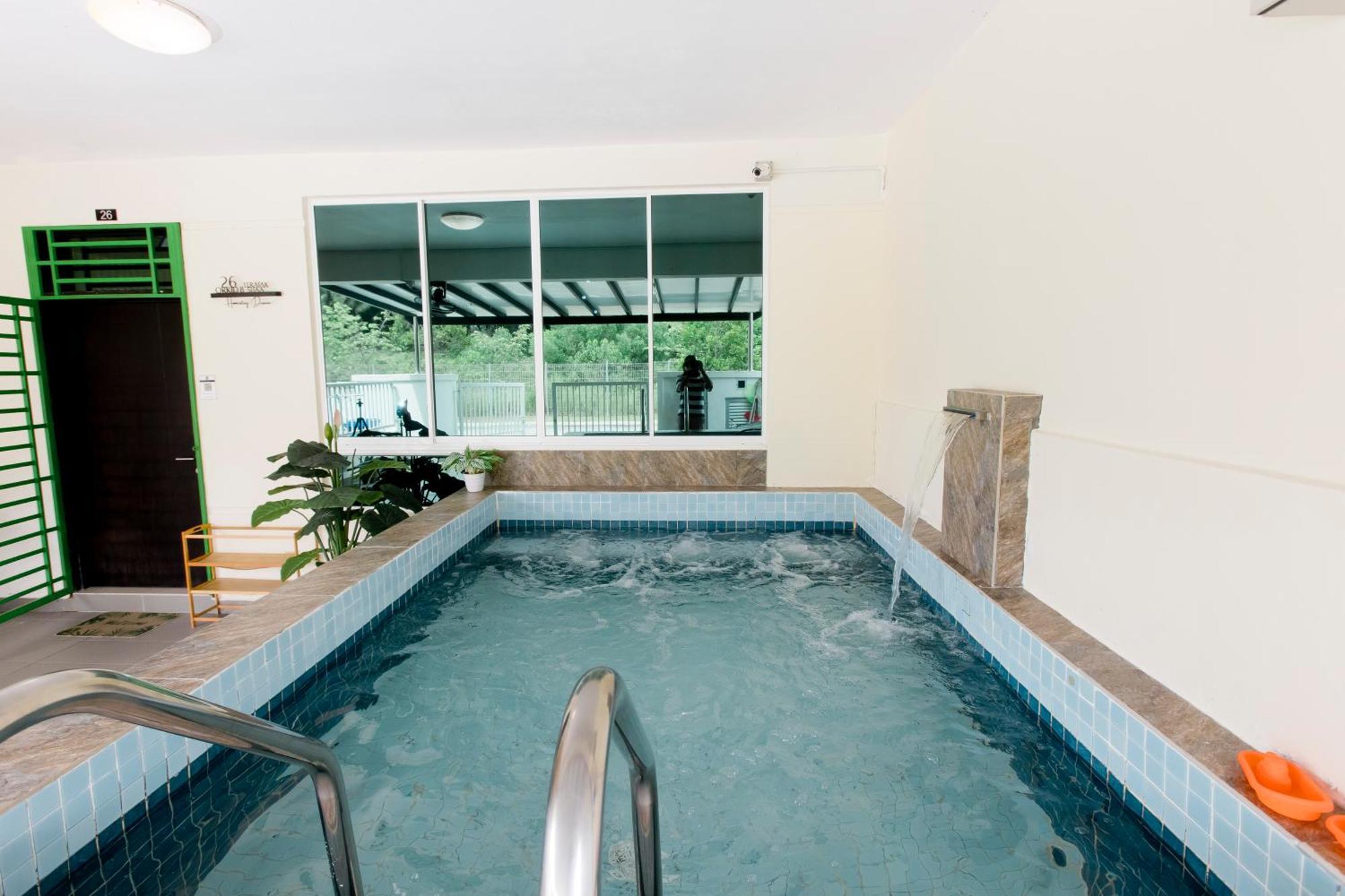 Desaru 16Pax Family With Private Mini Pool & Jacuzzi Villa Kota Tinggi Exterior photo