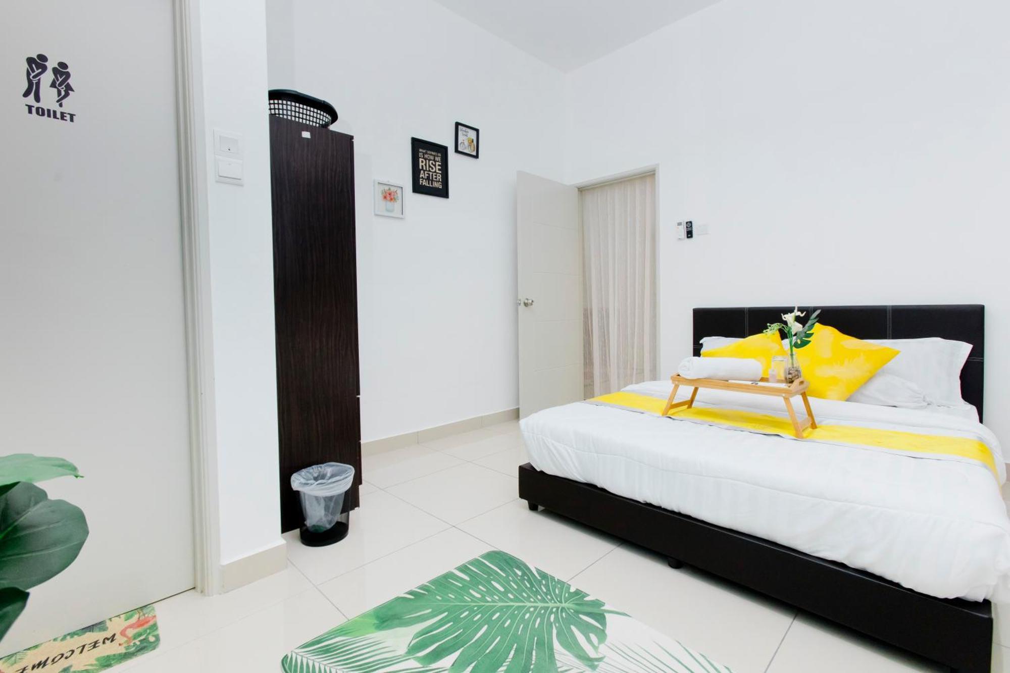 Desaru 16Pax Family With Private Mini Pool & Jacuzzi Villa Kota Tinggi Exterior photo